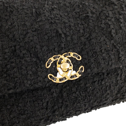 Chanel Black Tweed Large 19