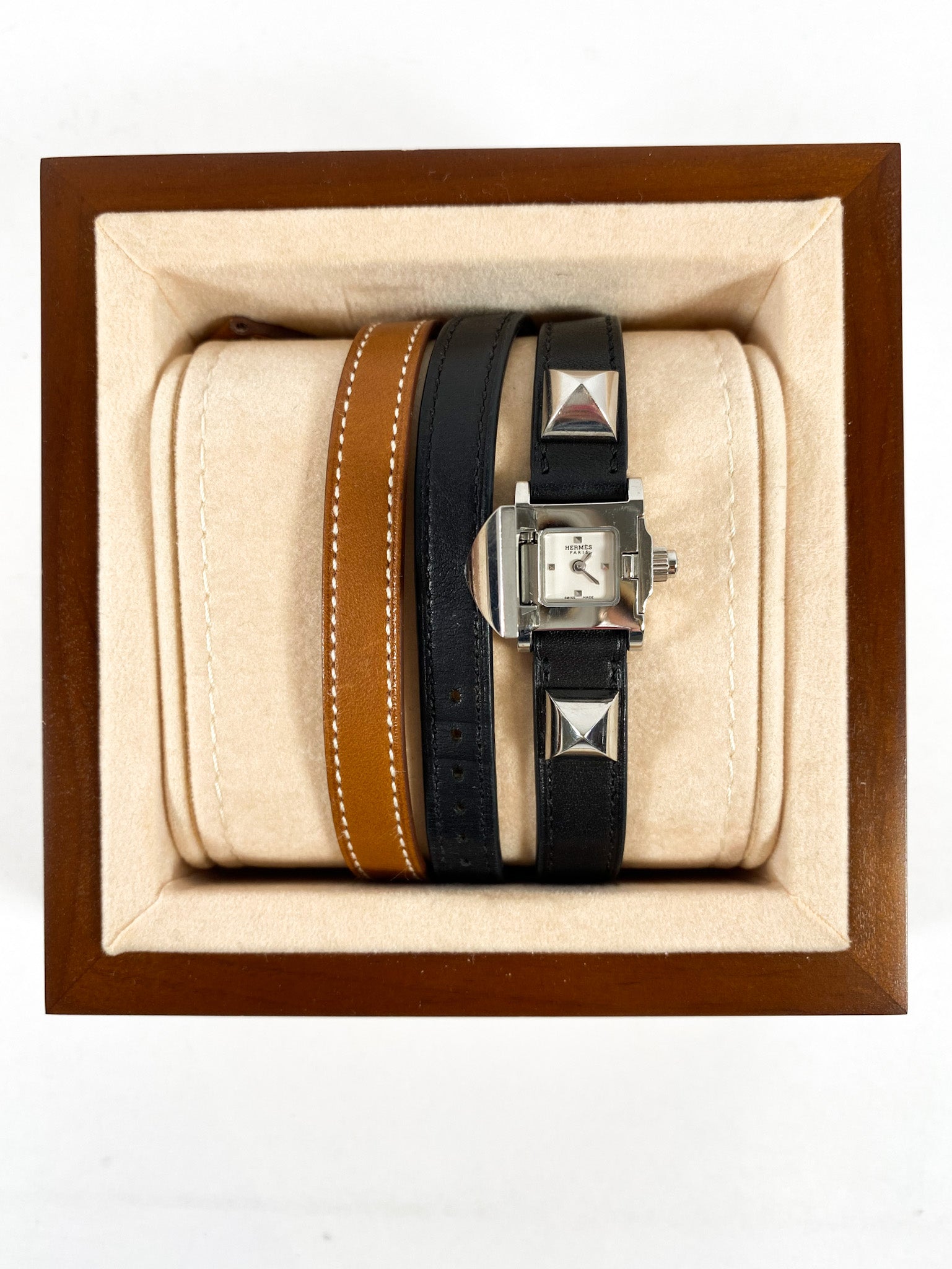 Hermès Black Medor Watch with extra Band