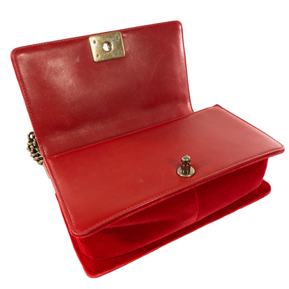 Chanel Paris Edinburgh Boy Old Medium