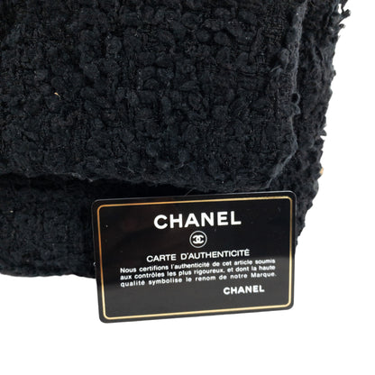 Chanel Black Tweed Large 19