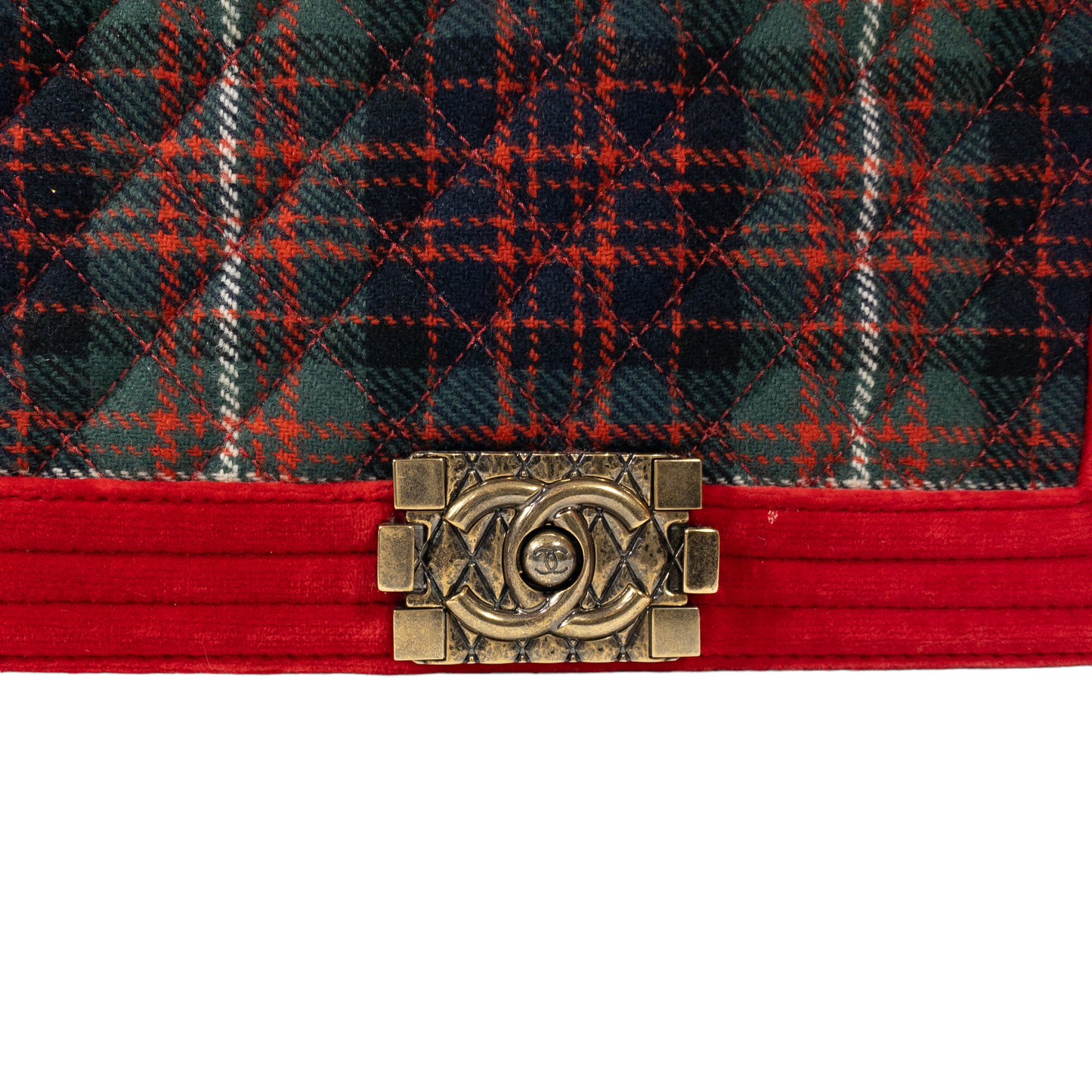 Chanel Paris Edinburgh Boy Old Medium