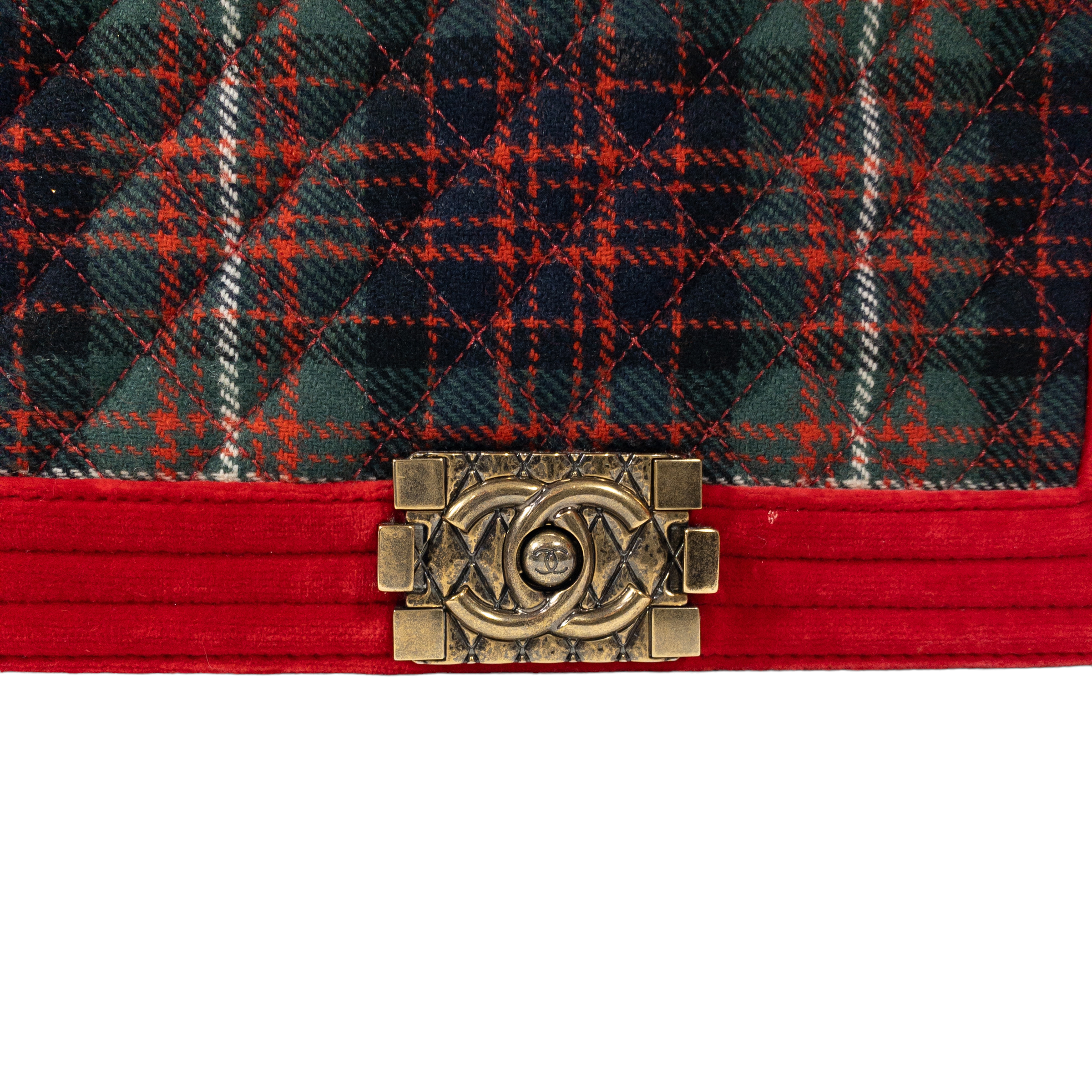 Chanel Paris Edinburgh Boy Old Medium